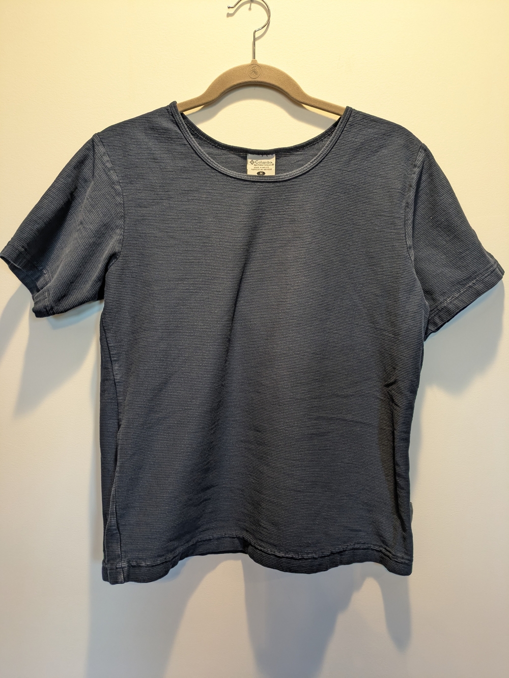 Columbia Women's Short Sleeve Crew Tee in Slate Blue Medium
